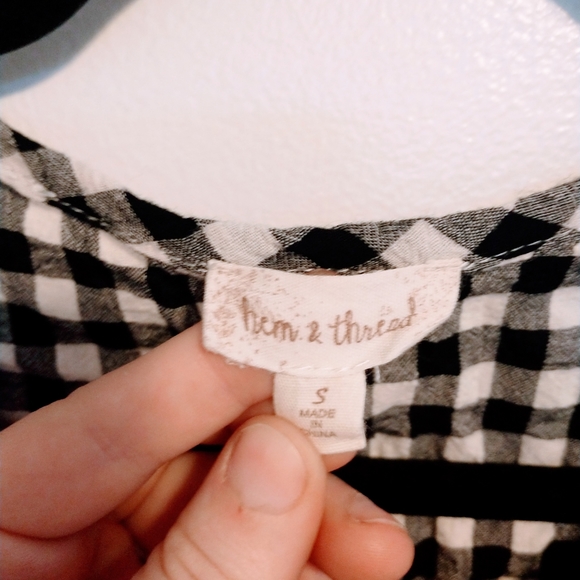 Hem & Thread gingham black and white babydoll top size small - Picture 3 of 4